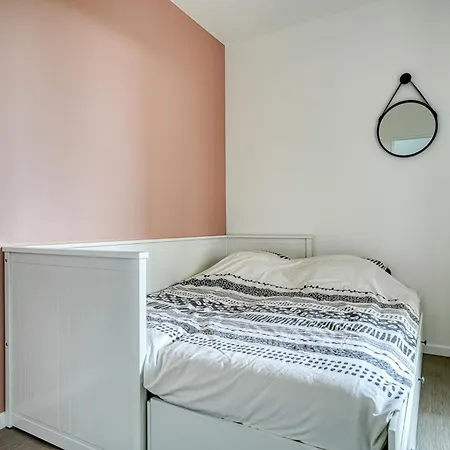 Apartment Bella Notte - 10 Min From Disneyland, Free Parking, Self Check-in, 7 Pers *